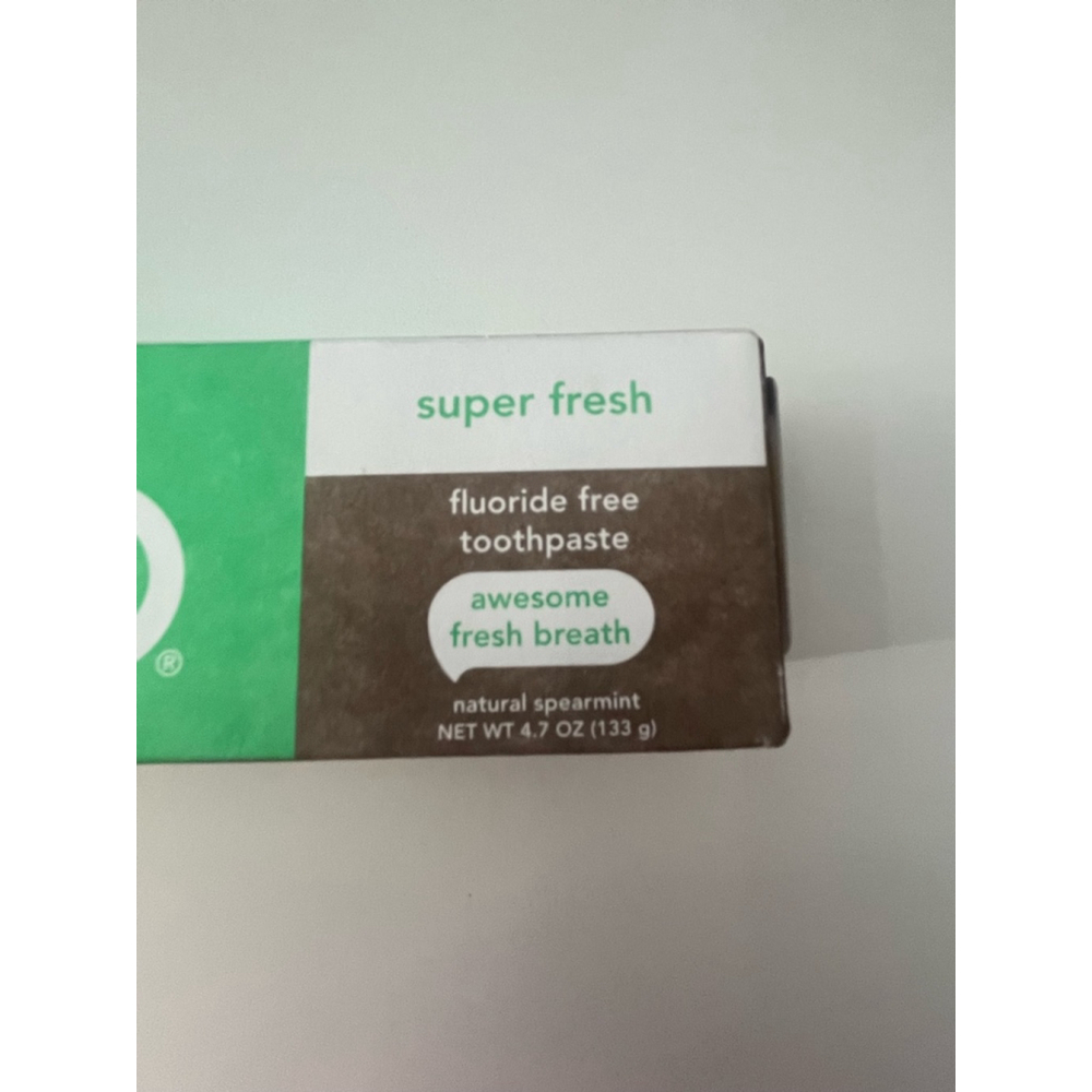 Hello Super Fresh Fluoride Free Toothpaste - 4.7 oz - Picture 3 of 8